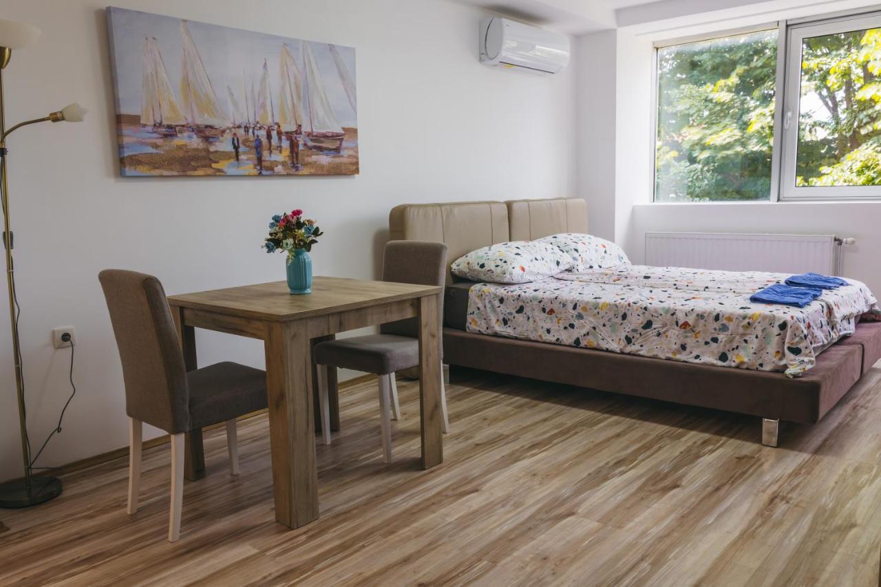 Riverview Apartment